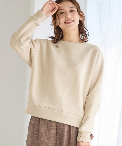Viola e Viola(ヴィオラエヴィオラ)の「ブークレ裏起毛 袖ボタンゆるプルオーバー(Tシャツ/カットソー・レディース・ライトグリーン/ベージュ/グレー/グレイッシュブルー/ブラック・M/L/3L/LL)」の13枚目の写真