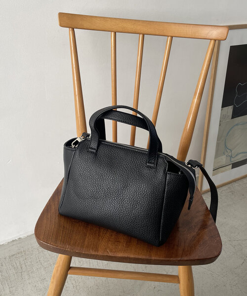 CAPRICIEUX LE'MAGE（カプリシューレマージュ）の「ポーチSETミニボストンバッグ（ショルダーバッグ・レディース・ブラック/ライトベージュ/キャメル・FREE）」の6枚目の写真