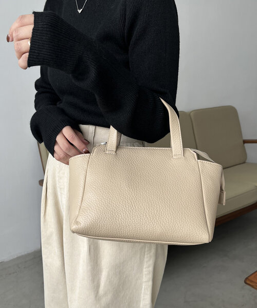 CAPRICIEUX LE'MAGE（カプリシューレマージュ）の「ポーチSETミニボストンバッグ（ショルダーバッグ・レディース・ブラック/ライトベージュ/キャメル・FREE）」の9枚目の写真