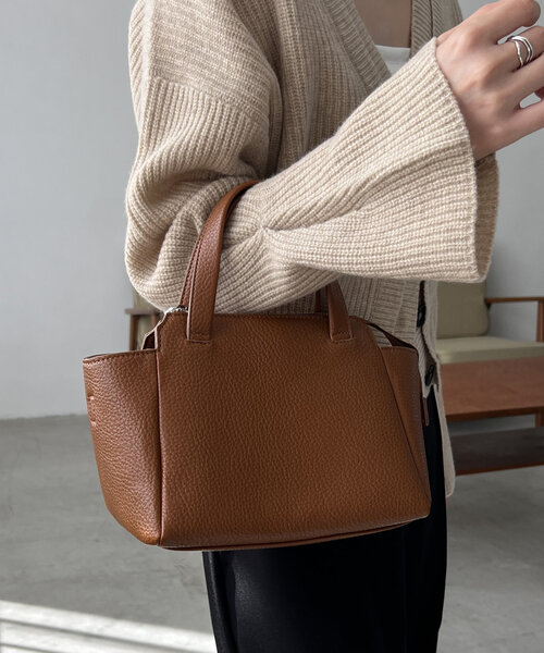 CAPRICIEUX LE'MAGE（カプリシューレマージュ）の「ポーチSETミニボストンバッグ（ショルダーバッグ・レディース・ブラック/ライトベージュ/キャメル・FREE）」の13枚目の写真