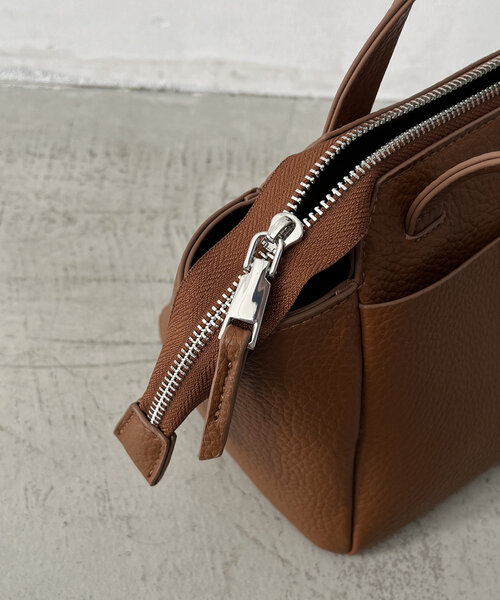 CAPRICIEUX LE'MAGE（カプリシューレマージュ）の「ポーチSETミニボストンバッグ（ショルダーバッグ・レディース・ブラック/ライトベージュ/キャメル・FREE）」の22枚目の写真