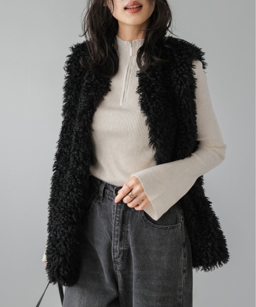 AMELY(エミリー)の「ハーフジップ リブニットトップス(ニット/セーター・レディース・グレー/アイボリー/ブラック/ボルドー/グレイッシュベージュ・フリー)」の3枚目の写真