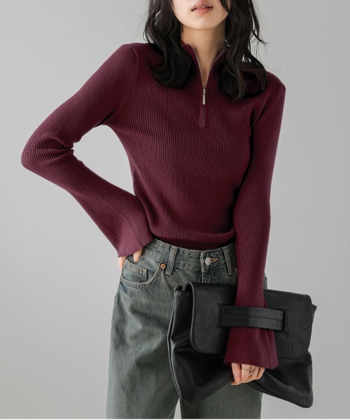 AMELY(エミリー)の「ハーフジップ リブニットトップス(ニット/セーター・レディース・グレー/アイボリー/ブラック/ボルドー/グレイッシュベージュ・フリー)」の2枚目の写真