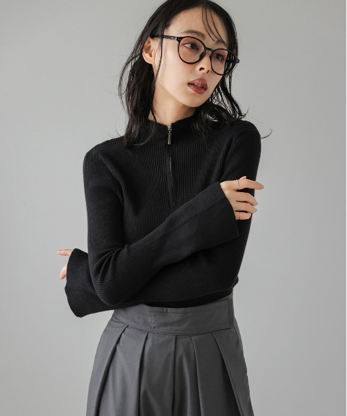 AMELY(エミリー)の「ハーフジップ リブニットトップス(ニット/セーター・レディース・グレー/アイボリー/ブラック/ボルドー/グレイッシュベージュ・フリー)」の11枚目の写真