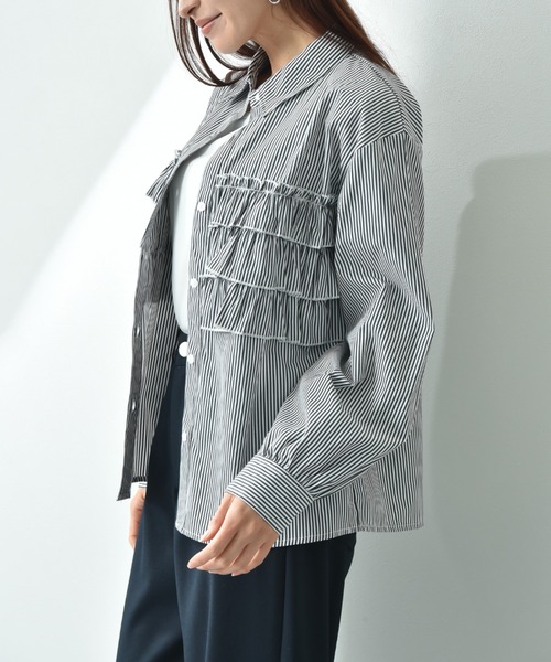 actuel（アクチュエル）の「【ａｃｔｕｅｌ】ＴＣブロードフリルデザインシャツ（シャツ/ブラウス・レディース・ブラック×ホワイト/オフホワイト/サックスブルー・FREE）」の9枚目の写真