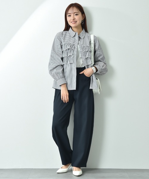 actuel（アクチュエル）の「【ａｃｔｕｅｌ】ＴＣブロードフリルデザインシャツ（シャツ/ブラウス・レディース・ブラック×ホワイト/オフホワイト/サックスブルー・FREE）」の6枚目の写真