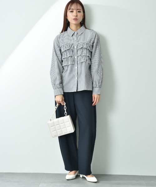 actuel（アクチュエル）の「【ａｃｔｕｅｌ】ＴＣブロードフリルデザインシャツ（シャツ/ブラウス・レディース・ブラック×ホワイト/オフホワイト/サックスブルー・FREE）」の5枚目の写真