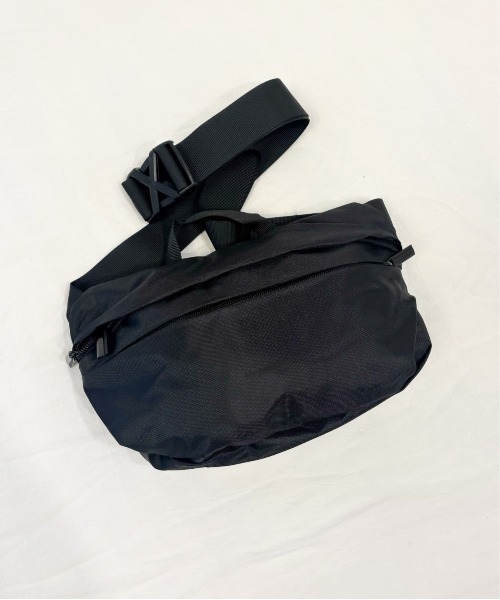 T*m様 cvtvlist カタリスト ボディ　ショルダー　バッグロゴ ナイロン cvtvlist カタリスト 23AW フロントロゴ刺繍 半袖Tシャツ ブラック