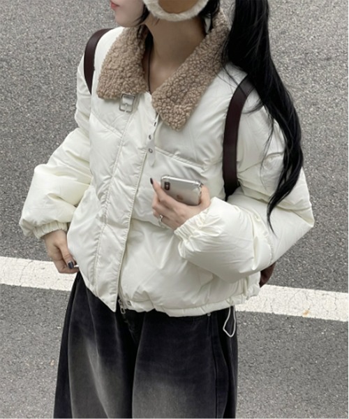 by muni:r（バイ ムニール）の「フリースバックルダウンジャケット/2024 AW COLLECTION（ダウンジャケット/コート・レディース・アイボリー/ブラック/ブラウン・FREE）」の9枚目の写真