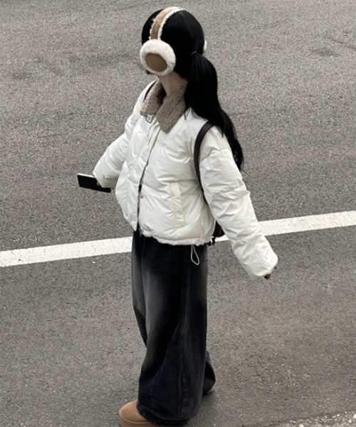 by muni:r（バイ ムニール）の「フリースバックルダウンジャケット/2024 AW COLLECTION（ダウンジャケット/コート・レディース・アイボリー/ブラック/ブラウン・FREE）」の11枚目の写真