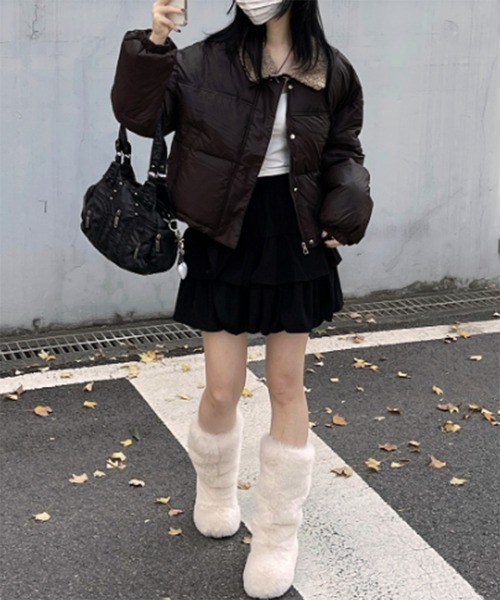 by muni:r（バイ ムニール）の「フリースバックルダウンジャケット/2024 AW COLLECTION（ダウンジャケット/コート・レディース・アイボリー/ブラック/ブラウン・FREE）」の21枚目の写真