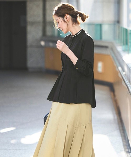 洗える ストレッチ ｜ ウエストタック バンドカラー フレア ブラウス