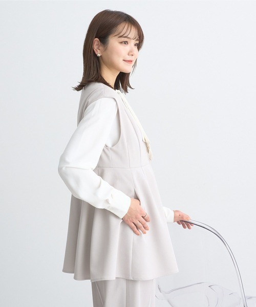 earth music&ecology(アースミュージックアンドエコロジー)の「ペプラムジップジレ(その他アウター・レディース・ブラック/ベージュ/ネイビー・FREE)」の11枚目の写真