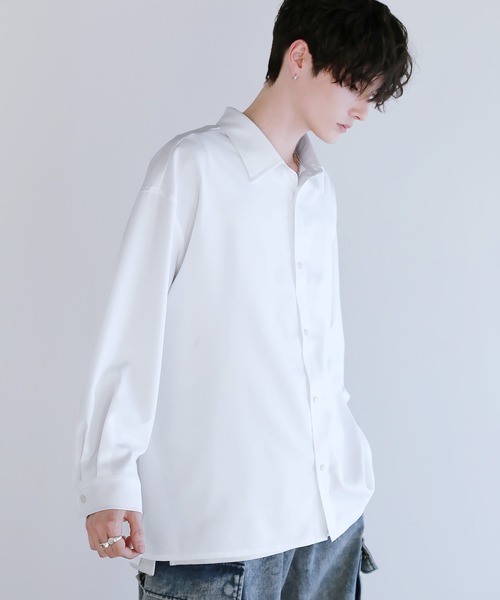 LILL(リル)の「【シワ防止】ルーズシルエット サイドスリットドレープレギュラーシャツ(シャツ/ブラウス・メンズ・ブラック/ホワイト・XL/L/M/S)」の8枚目の写真