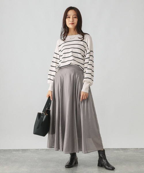 GLOBAL WORK(グローバルワーク)の「シアータックフレアスカート/253432(スカート・レディース・ライトグレー/オフホワイト/ブラック・REGULAR/SHORT)」の6枚目の写真