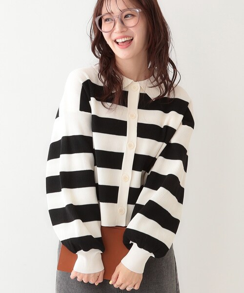 Cutie Blonde(キューティーブロンド)の「着こなしいろいろ 襟付きスポンディッシュニットカーディガン(カーディガン/ボレロ・レディース・ホワイト系5/ダークグレー/レッド系1・00)」の1枚目の写真