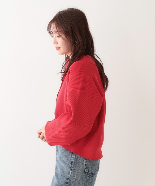 Cutie Blonde(キューティーブロンド)の「着こなしいろいろ 襟付きスポンディッシュニットカーディガン(カーディガン/ボレロ・レディース・ホワイト系5/ダークグレー/レッド系1・00)」の9枚目の写真