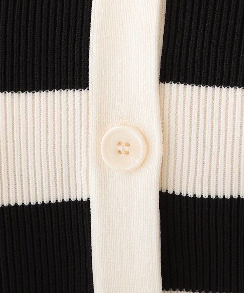 Cutie Blonde(キューティーブロンド)の「着こなしいろいろ 襟付きスポンディッシュニットカーディガン(カーディガン/ボレロ・レディース・ホワイト系5/ダークグレー/レッド系1・00)」の15枚目の写真