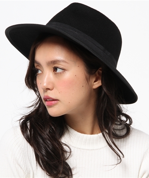 AZUL by moussy(アズールバイマウジー)の「パイピングつば広フェルトHAT(ハット・レディース・ブラック/トップグレー・FREE)」の6枚目の写真