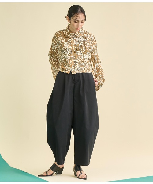 Settimissimo（セッティミッシモ）の「サイドタック コクーン ツイル パンツ（その他パンツ・レディース・ブラック/アイボリー・FREE）」の19枚目の写真