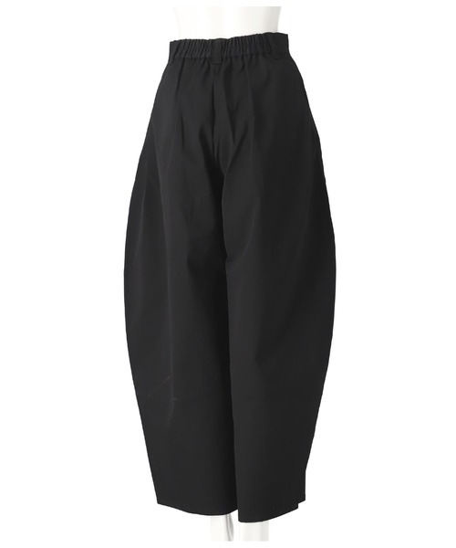 Settimissimo（セッティミッシモ）の「サイドタック コクーン ツイル パンツ（その他パンツ・レディース・ブラック/アイボリー・FREE）」の6枚目の写真