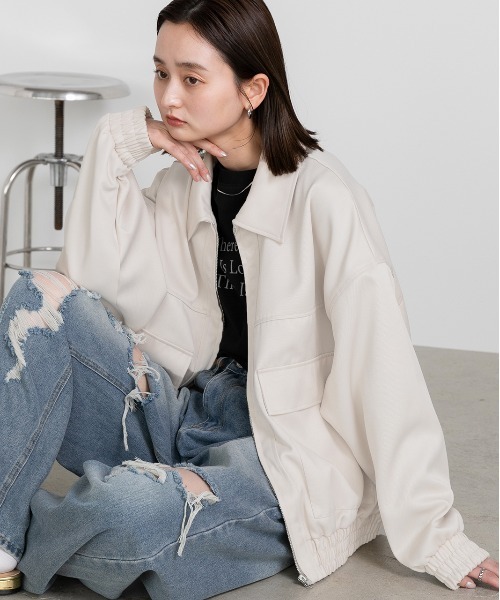 ad thie(アドティエ)の「ビッグポケット ツイルジップ ブルゾン(カバーオール・レディース・チャコール/ベージュ/アイボリー/カーキ・FREE)」の15枚目の写真