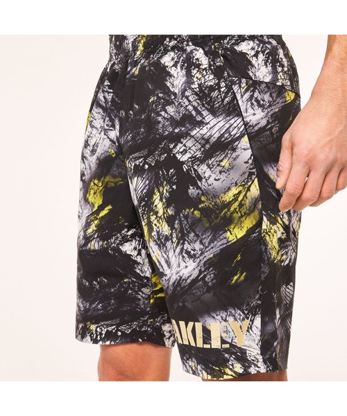 OAKLEY（オークリー）の「オークリ― STRIKING WIND SHORTS 5.0 / SHORTS ショートパンツ/ TRAINING スポーツ・トレーニング /OAKLEY（その他パンツ・メンズ・ネイビー/ブラック系その他/ブラック・M/L/S/XL）」の8枚目の写真