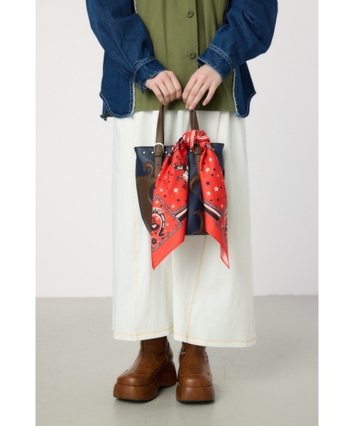 RODEO CROWNS WIDE BOWL（ロデオクラウンズワイドボウル）の「バンダナ柄 プリントスカーフ（バンダナ/スカーフ・レディース・イエロー系その他/ホワイト系その他/レッド系その他・FREE）」の9枚目の写真