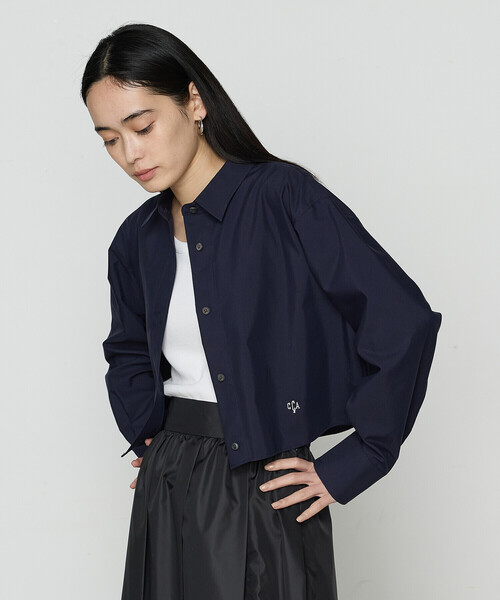 COMME CA(コムサ)の「ストライプタイプライター/バルキーオックスフォード クロップドシャツ(シャツ/ブラウス・レディース・ネイビー/ホワイト/ブルー・9号)」の11枚目の写真