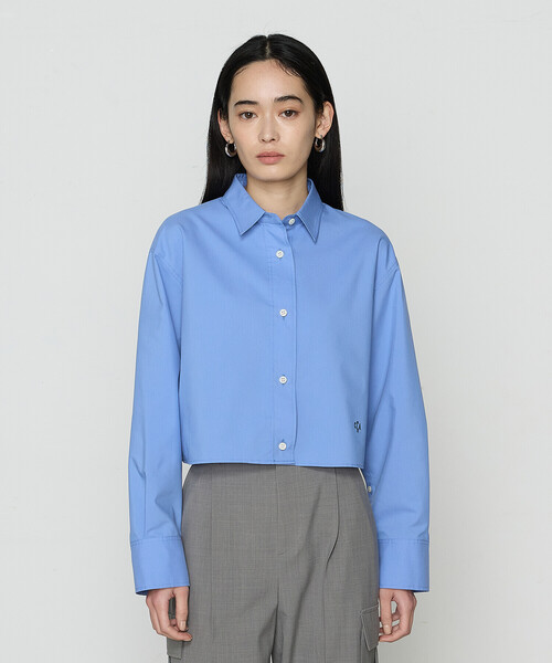 COMME CA(コムサ)の「ストライプタイプライター/バルキーオックスフォード クロップドシャツ(シャツ/ブラウス・レディース・ネイビー/ホワイト/ブルー・9号)」の1枚目の写真