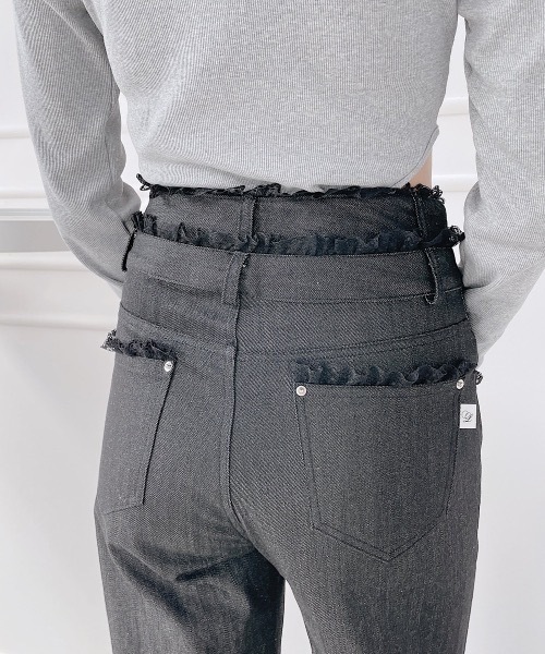 lilLilly（リルリリー）の「ダブルベルトレースデニムパンツ（デニムパンツ・レディース・グレー/ブルー・SMALL/MEDIUM）」の11枚目の写真