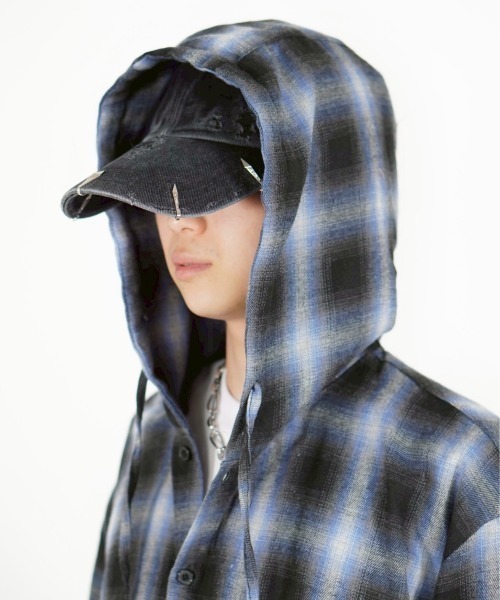 Chikashitsu +(チカシツプラス)の「【Chikashitsu +】tartan check hooded shirt / 【チカシツプラス】タータンチェックフード付き長袖シャツ(シャツ/ブラウス・メンズ・ブラック×ブルー/ブラック×ピンク/ブラック×グレー・ONE SIZE)」の6枚目の写真