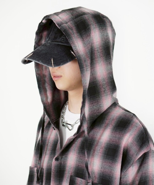 Chikashitsu +(チカシツプラス)の「【Chikashitsu +】tartan check hooded shirt / 【チカシツプラス】タータンチェックフード付き長袖シャツ(シャツ/ブラウス・メンズ・ブラック×ブルー/ブラック×ピンク/ブラック×グレー・ONE SIZE)」の16枚目の写真