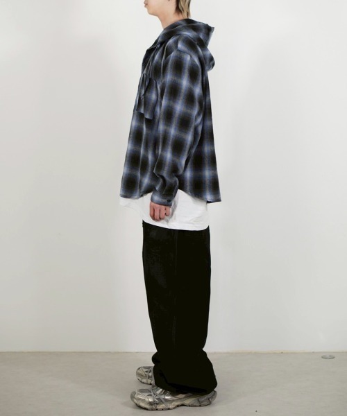 Chikashitsu +(チカシツプラス)の「【Chikashitsu +】tartan check hooded shirt / 【チカシツプラス】タータンチェックフード付き長袖シャツ(シャツ/ブラウス・メンズ・ブラック×ブルー/ブラック×ピンク/ブラック×グレー・ONE SIZE)」の9枚目の写真