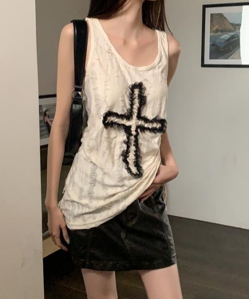 セール】十字架ノースリーブtシャツ（Tシャツ/カットソー