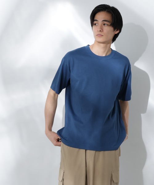 NANO universe（ナノユニバース）の「Anti Soaked(R)汗染み防止 De Light ミドルシルエットTシャツ（Tシャツ/カットソー・メンズ・ブラウン/イエロー/レッド/サックスブルー/チャコール/ブルーグリーン・S/M/L）」の4枚目の写真