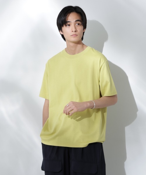 NANO universe（ナノユニバース）の「Anti Soaked(R)汗染み防止 De Light ミドルシルエットTシャツ（Tシャツ/カットソー・メンズ・ブラウン/イエロー/レッド/サックスブルー/チャコール/ブルーグリーン・S/M/L）」の5枚目の写真