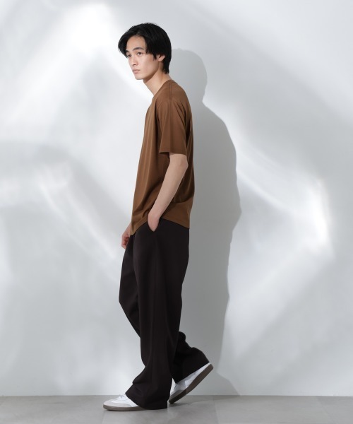 NANO universe（ナノユニバース）の「Anti Soaked(R)汗染み防止 De Light ミドルシルエットTシャツ（Tシャツ/カットソー・メンズ・ブラウン/イエロー/レッド/サックスブルー/チャコール/ブルーグリーン・S/M/L）」の19枚目の写真