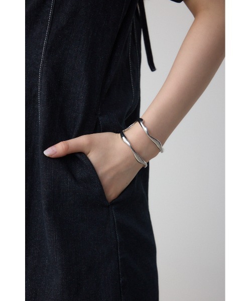 AZUL by moussy(アズールバイマウジー)の「【着丈バリエ】フロントジップ半袖デニムワンピース 春服 夏服 秋服 ミニワンピース ロングワンピース バックリボン(ワンピース・レディース・ブルー/ワンウォッシュ・SMALL/MEDIUM)」の21枚目の写真