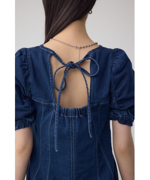 AZUL by moussy（アズールバイマウジー）の「フロントジップ半袖デニムワンピース（ワンピース・レディース・ブルー/ワンウォッシュ・SMALL/MEDIUM）」の10枚目の写真