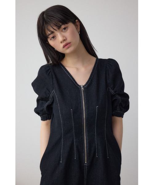 AZUL by moussy（アズールバイマウジー）の「フロントジップ半袖デニムワンピース（ワンピース・レディース・ブルー/ワンウォッシュ・SMALL/MEDIUM）」の14枚目の写真