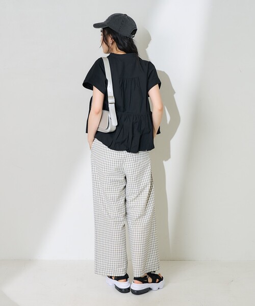 FREAK'S STORE(フリークスストア)の「裾バルーン フレンチスリーブチュニックシャツ / フリルブラウス(シャツ/ブラウス・レディース・オフホワイト/ブラック・フリ-)」の20枚目の写真