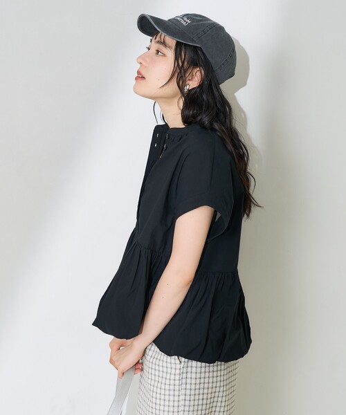 FREAK'S STORE(フリークスストア)の「裾バルーン フレンチスリーブチュニックシャツ / フリルブラウス(シャツ/ブラウス・レディース・オフホワイト/ブラック・フリ-)」の3枚目の写真