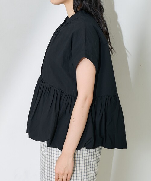 FREAK'S STORE(フリークスストア)の「裾バルーン フレンチスリーブチュニックシャツ / フリルブラウス(シャツ/ブラウス・レディース・オフホワイト/ブラック・フリ-)」の6枚目の写真