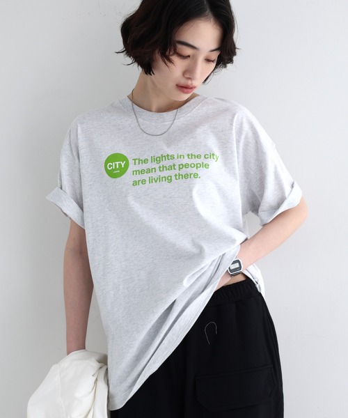 ANME(アンメ)の「CITYロゴプリント半袖Tシャツ(Tシャツ/カットソー・レディース・オフホワイト/グレー系その他/ホワイト系その他/グレー系その他2・M/L/XL/XXL)」の4枚目の写真