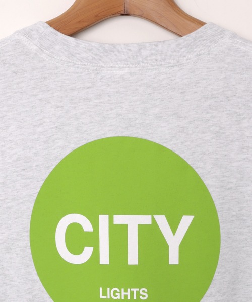 ANME(アンメ)の「CITYロゴプリント半袖Tシャツ(Tシャツ/カットソー・レディース・オフホワイト/グレー系その他/ホワイト系その他/グレー系その他2・M/L/XL/XXL)」の20枚目の写真