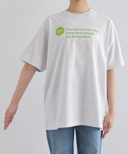 ANME(アンメ)の「CITYロゴプリント半袖Tシャツ(Tシャツ/カットソー・レディース・オフホワイト/グレー系その他/ホワイト系その他/グレー系その他2・M/L/XL/XXL)」の10枚目の写真