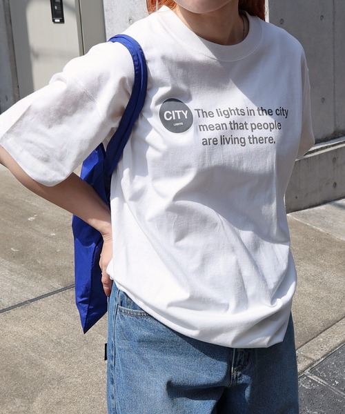 ANME(アンメ)の「CITYロゴプリント半袖Tシャツ(Tシャツ/カットソー・レディース・オフホワイト/グレー系その他/ホワイト系その他/グレー系その他2・M/L/XL/XXL)」の5枚目の写真
