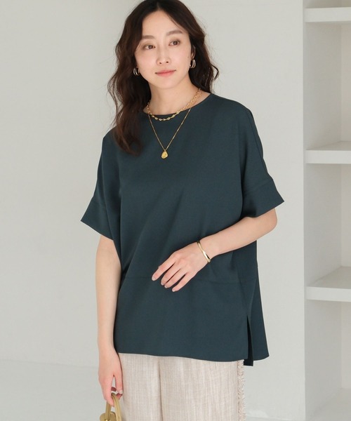 Elura（エルーラ）の「サラサラリラクシーTブラウス/321530（シャツ/ブラウス・レディース・ダークブラウン/オフホワイト/ネイビー/ブラック/ホワイト/グリーン/ブラウン・MEDIUM/LARGE）」の17枚目の写真