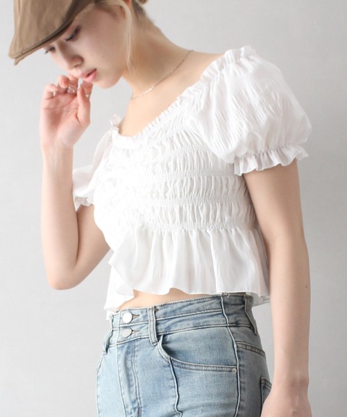 SpRay(スプレイ)の「フロントシャーリングブラウス(シャツ/ブラウス・レディース・ホワイト/ブラック/アイボリー・FREE)」の1枚目の写真